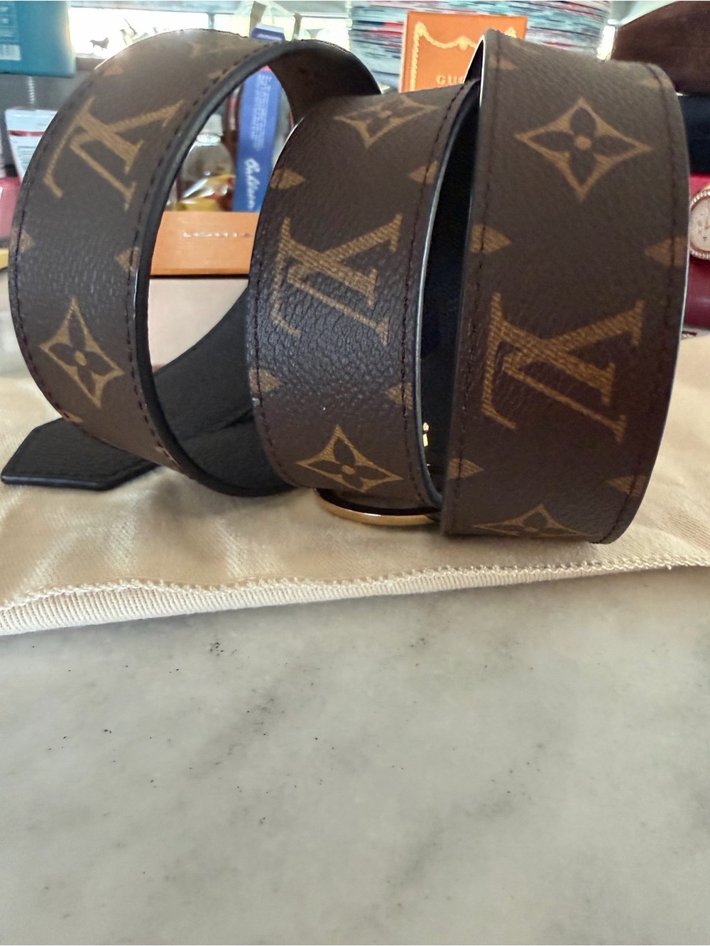 Louis Vuitton Reversible Monogram & Black Belt with Gold LV Circle ❌❌SOLD❌❌ loca - Picture 5 of 8